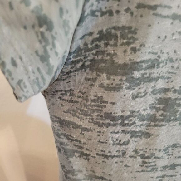 BRAND NEW LIVING DOLL CROP TOPS - Picture 9 of 11